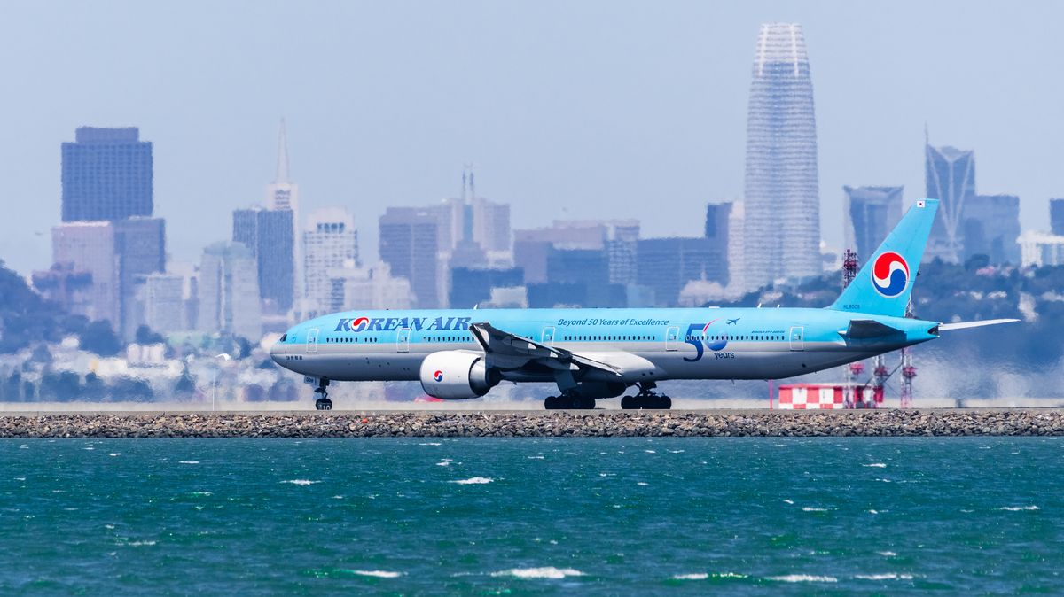 Vzniká jedna z deseti největších aerolinek. Korean Air kupuje konkurenta